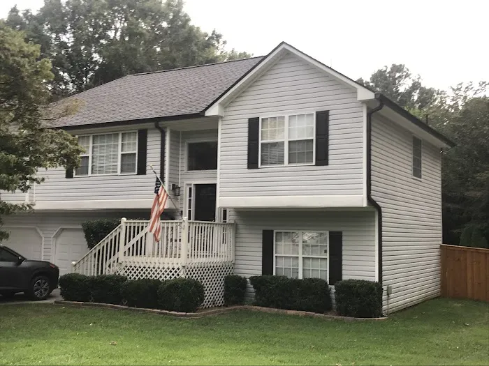 R.V.E. Exteriors Picture 4