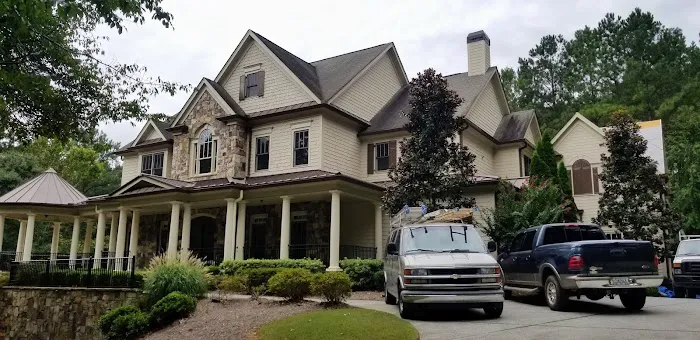 R.V.E. Exteriors Picture 1