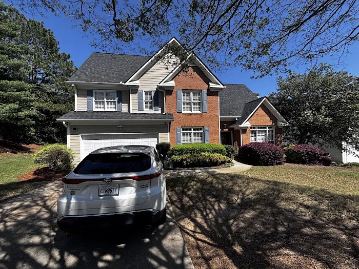 Prominence Roofing & Exteriors Picture 1