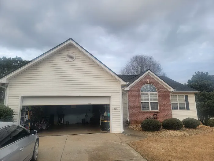 Overhaul Roofing Picture 1