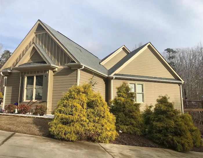 Leslie's Roofing Picture 3