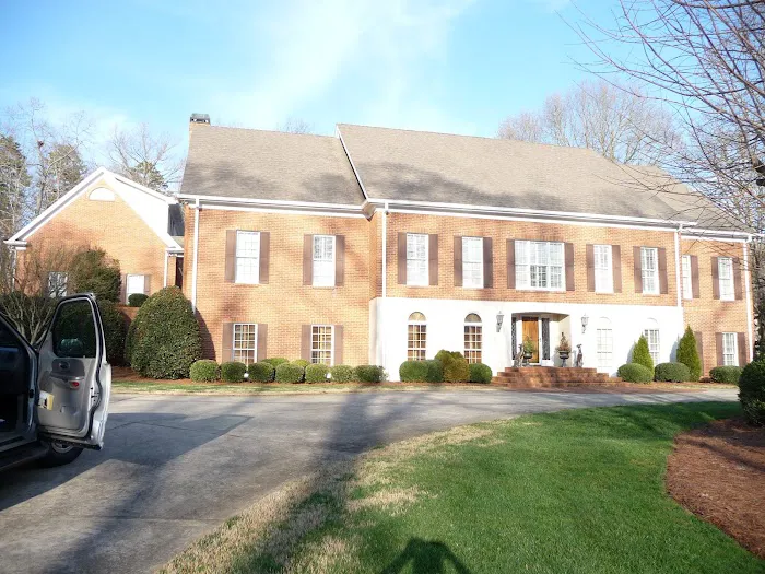 Leslie's Roofing Picture 6