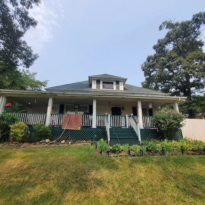 Dolly's Roofing, Inc. Picture 3