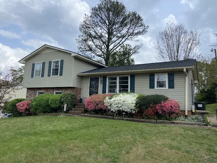 Strong Roofing, LLC Picture 9