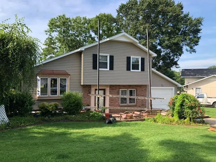 B&C Siding Company LLC Picture 1