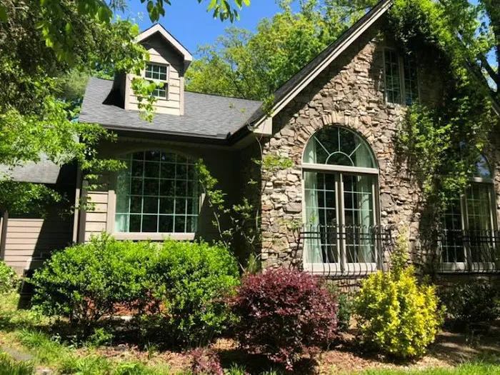 B&C Siding Company LLC Picture 7