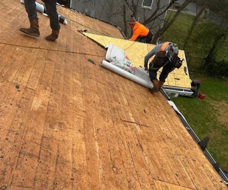 A&M ROOFING & GUTTERS LLC