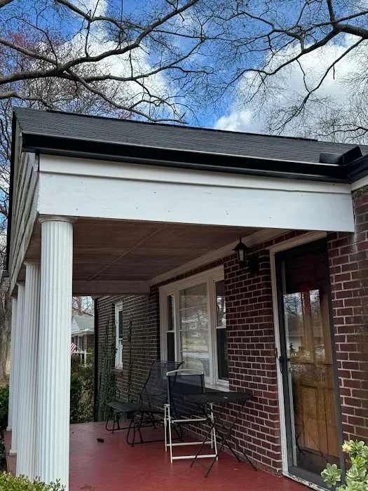 A&M ROOFING & GUTTERS LLC Picture 9