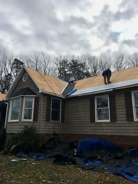 Valley Roofing and Siding Co. LLC Picture 3