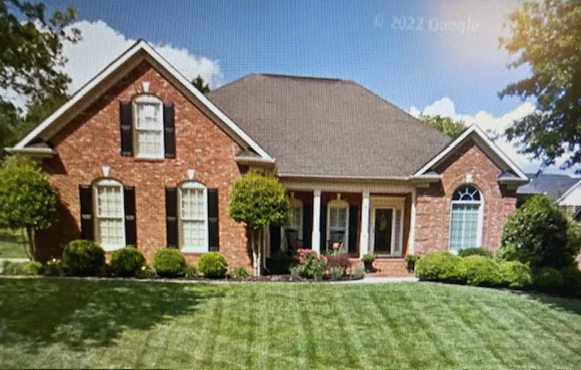 Peak Roofing & Solar LLC Picture 1