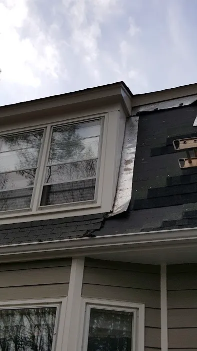 Leon Easler Roofing Picture 3