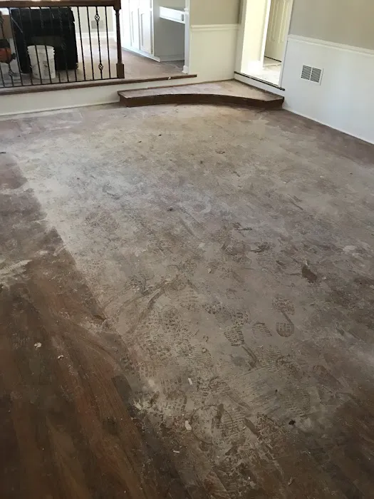 CALL REEVES ROOFING - CONSTRUCTION Picture 9