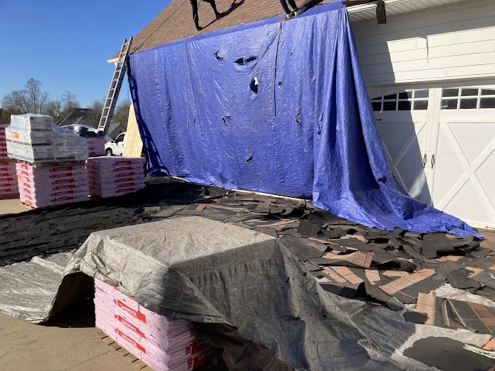 Crest Roofing & Construction Picture 3