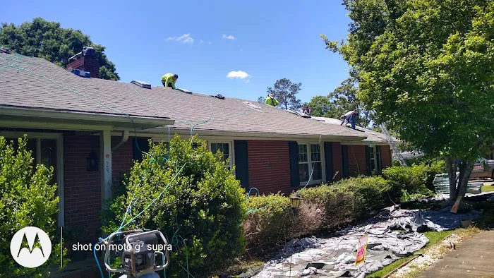 Loggins Roofing LLC Picture 2