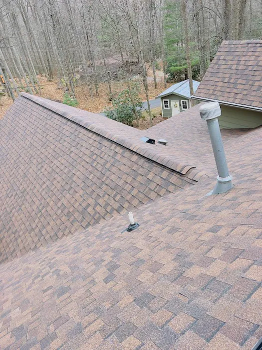 Aguilar Roofing Services LLC Picture 1