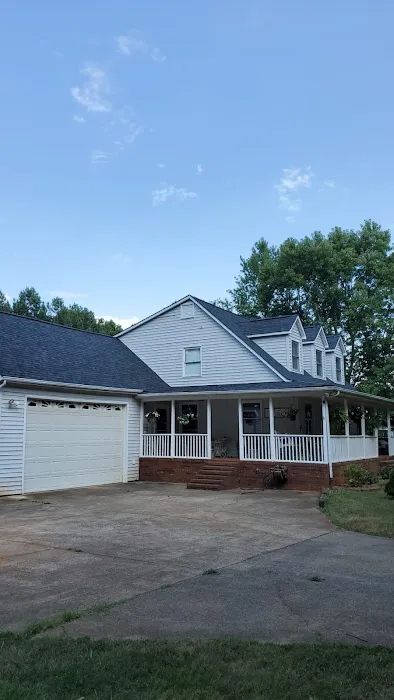 Guy Roofing Inc. Picture 8