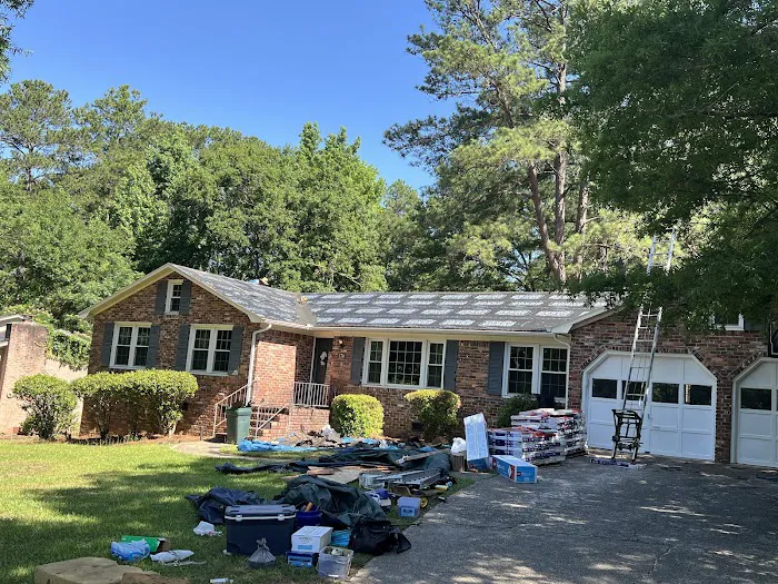 Rennison Roofing and Exteriors, LLC Picture 1