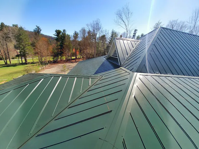 Anner's Roofing & Renovations Picture 2