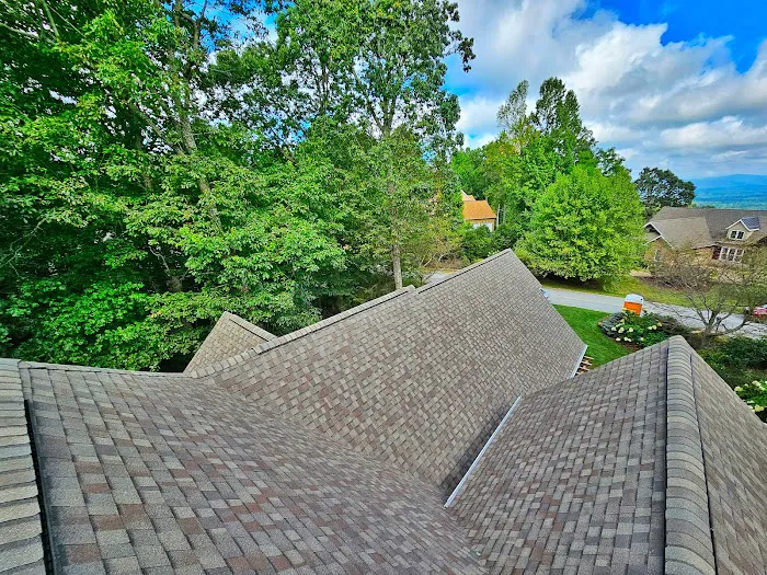 Anner's Roofing & Renovations Picture 9