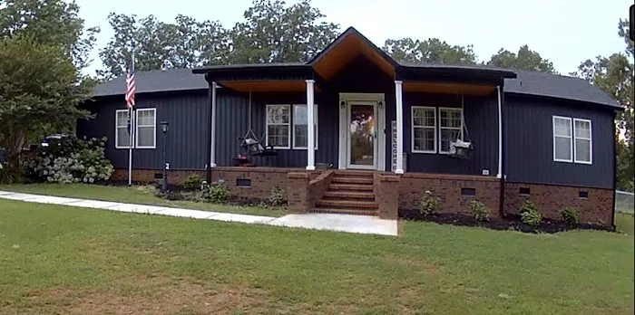 D & T Reliable Roofers LLC Picture 5