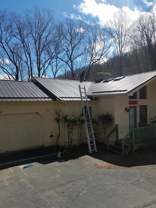 The Mad Roofer Picture 9