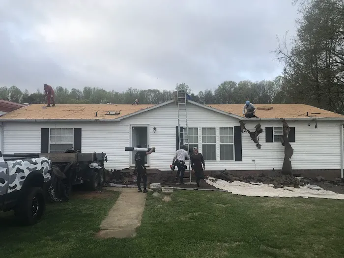 Divine Roofing LLC Picture 3