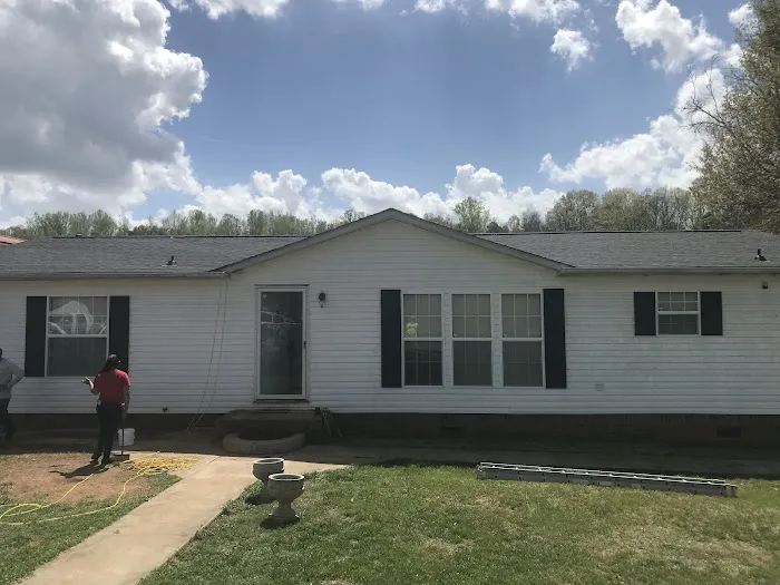 Divine Roofing LLC Picture 5