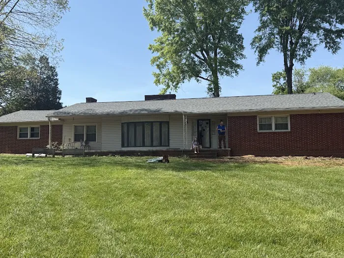 Divine Roofing LLC Picture 9