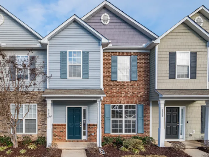 Sands Roofing & Construction Picture 3