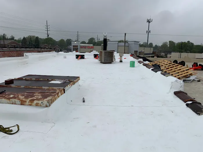 Altmann Roofing LLC Picture 4