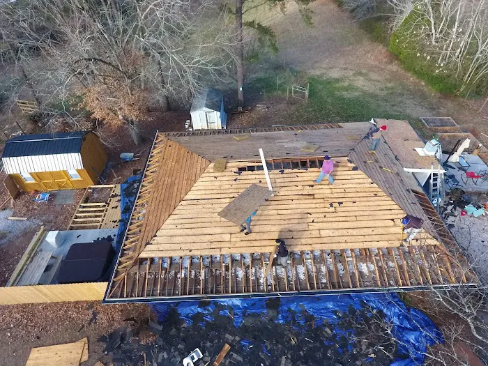 Bee Roofing Picture 1