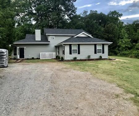 Yorktown Roofers LLC