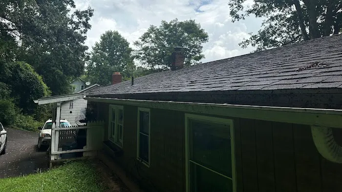 Secure Roofing LLC Picture 4