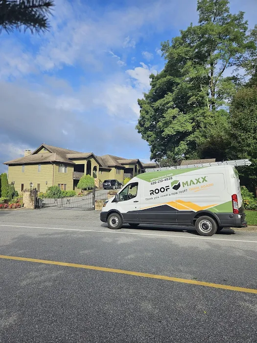 Roof Maxx of Hickory, NC Picture 9