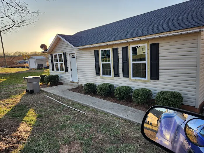 JW Roofing & Associates Picture 7