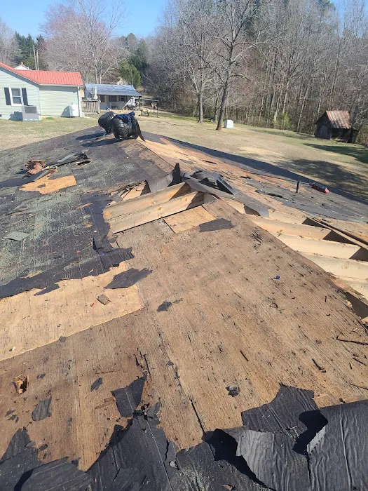 Top dog roofing Picture 7