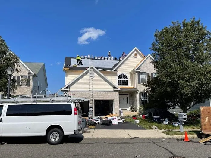 Reisch Roofing and Construction NC LLC Picture 3