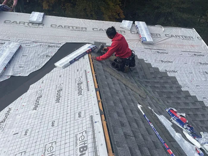 Howe's Roofing Picture 4