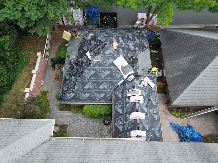 Brown's Roofing LLC Picture 6