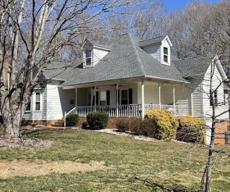 Paradise Roofing LLC