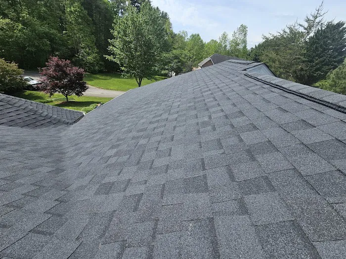 Peak Perfection Roofing Picture 4
