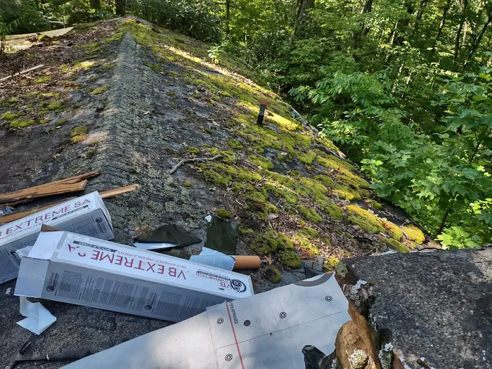 Jaime's Roofing Picture 8