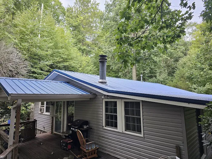 Black Bear Roofing Picture 1