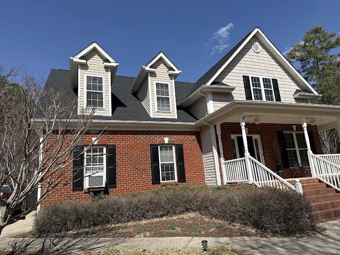 Modern Roofing LLC Picture 1