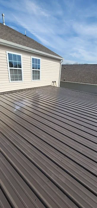 Upscale Roofing & Gutter Picture 8