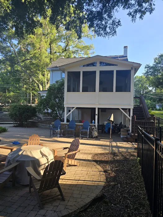 Upscale Roofing & Gutter Picture 10