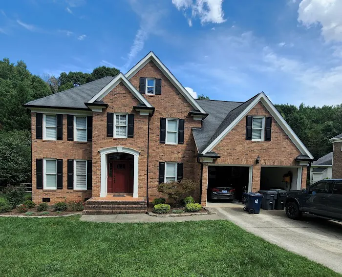 Upscale Roofing & Gutter Picture 1