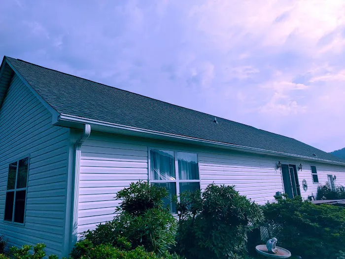 CONSOLIDATED ROOFING CONTRACTORS, INC Picture 2