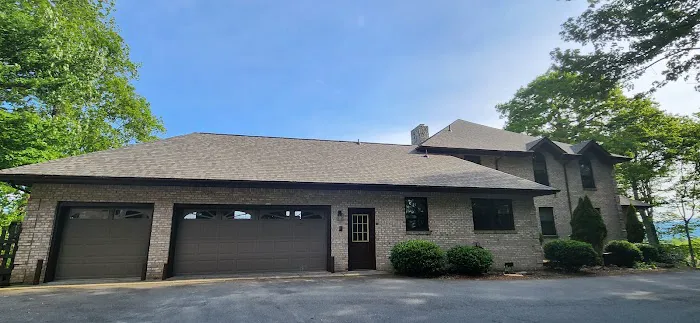Blue Sky Roofing Picture 2