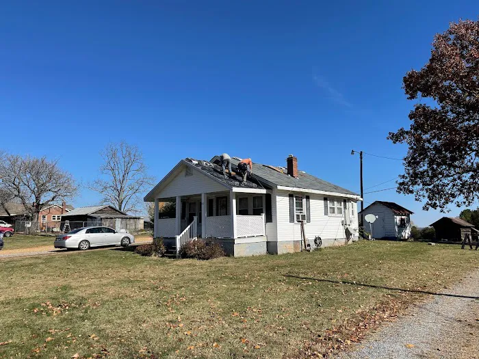 Premiere Roofing & Gutters Picture 4